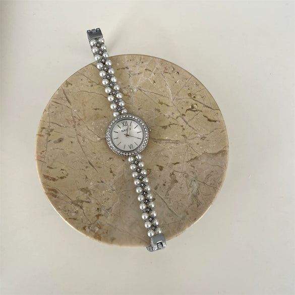 Women's Fashionable Alloy Case And Beads Strap Round Dial Diamondencrusted Bracelet Watch
