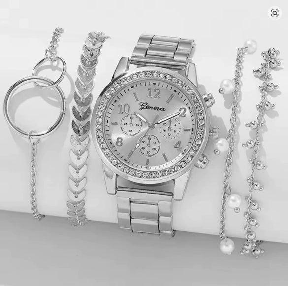 Women's Fashionable Alloy Watches With Round Dial And Stainless Steel Buckle