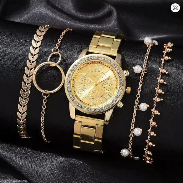 Women's Fashionable Alloy Watches With Round Dial And Stainless Steel Buckle