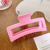 Women's Fashionable Simple Geometric Hollow Ps Handmade Shark Clip Hair Grab