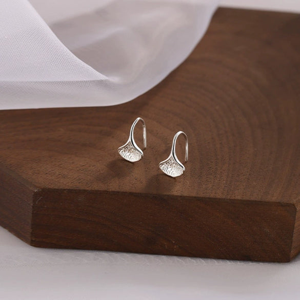 Women's Fine Silver Leaf Hook Earrings Lovely Plant Style Electroplated Fashion Dangle Earrings