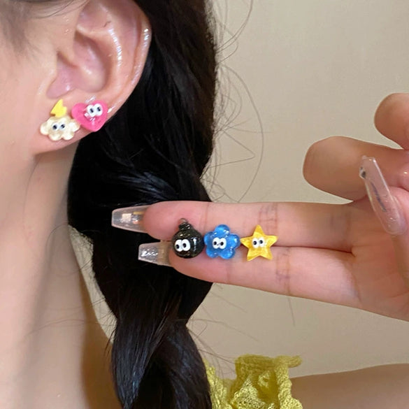 Women's Fivepiece Set Of Small And Cute Cartoon Resin Earrings With Heart And Star Patterns 925 Silver Needle Polished Design