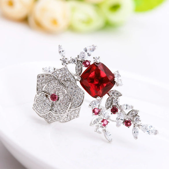 Women's Floral Copper Brooch With Zircon Accents Electroplated Fashion Pin For Clothing Accessories