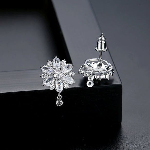 Women's Floral Copper Zircon Earrings With Electroplated Finish Elegant Fashion Statement Jewelry