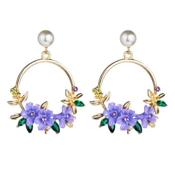 Women's Floral Crystal Earrings With Alloy Flower Design And Soft Clay Pearl Detail
