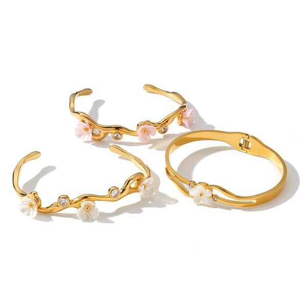 Women's Floral Geometric Stainless Steel Bracelet With 18K Gold Vacuum Plating And Zircon Inlay