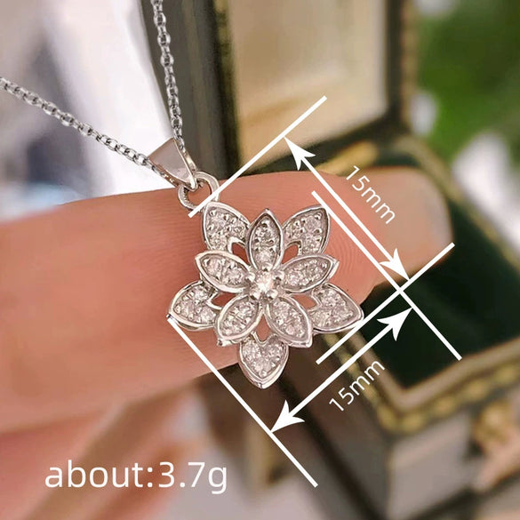 Women's Floral Zircon Pendant Necklace With Copper Olink Chain Minimalist Light Luxury Jewelry