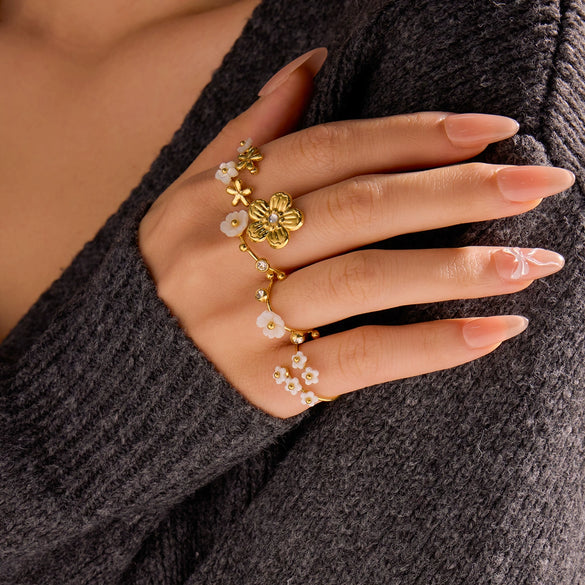 Women's Flower White Butterfly Shell Inlaid Zircon Light Luxury Style Stainless Steel Ring With Electroplating
