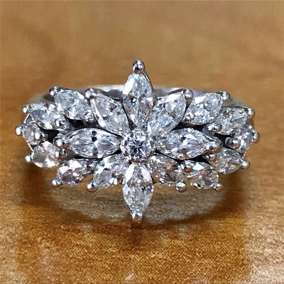 Women's Flowershaped Copper Ring Inlaid With Zircon