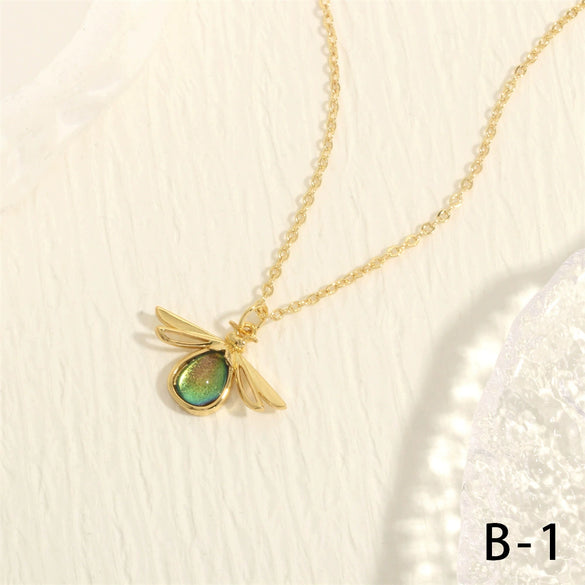 Women's Forest Moonstone Firefly Necklace Copper Material With Insect Pattern And Inlay Processing O Word Chain