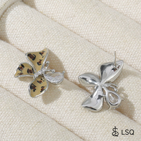 Women's French Retro Copper Earrings With Dead Leaf Butterfly Design And Electroplating Treatment