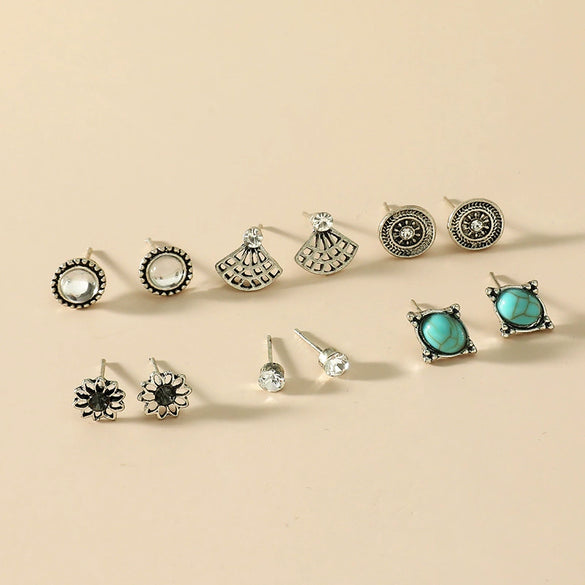 Women's French Retro Geometric Alloy Turquoise Earring Set Electroplated Bohemian Style Stud And Drop Earrings