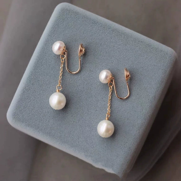 Women's French Retro Natural Freshwater Pearl Ear Clip Earrings Alien Shape Exotic Style