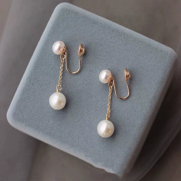 Women's French Retro Natural Freshwater Pearl Ear Clip Earrings Alien Shape Exotic Style