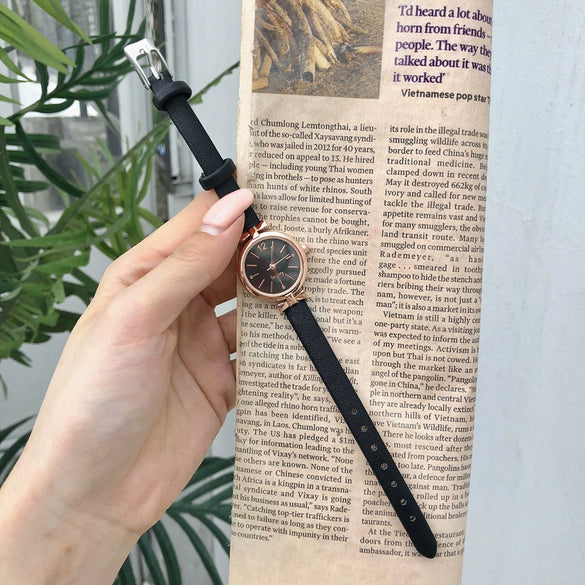 Women's Fresh Style Alloy Watch With Round Dial And Stainless Steel Pin Buckle Retro Artistic And Leisure Design