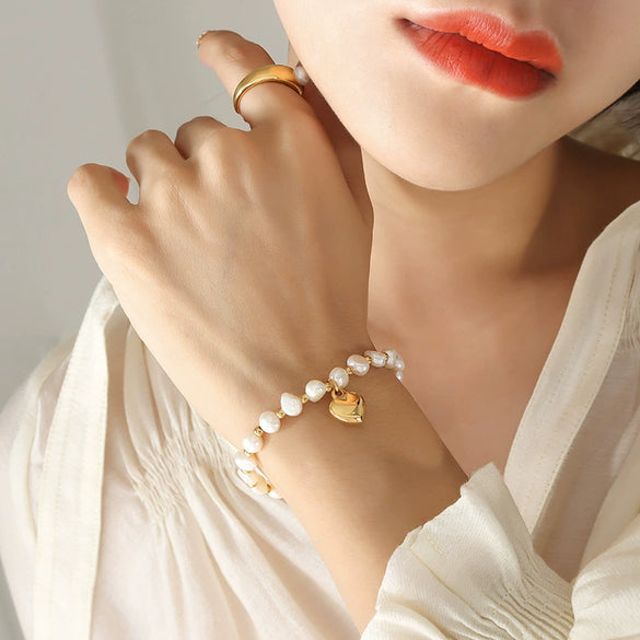 Women's Fresh Water Pearl Stitching Steel Ball Peach Heart Pendant Titanium Steel Bracelet With Distinctive And Creative Design
