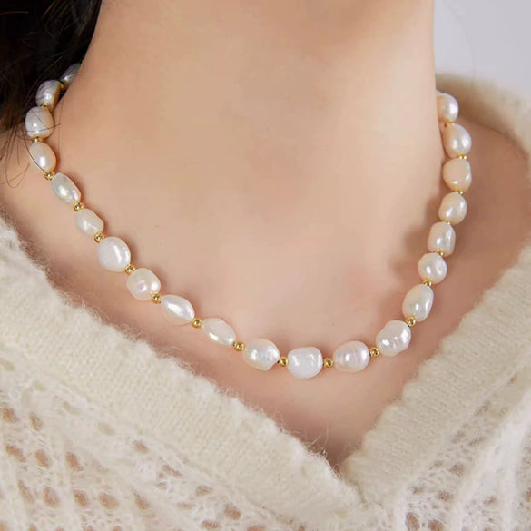 Women's Freshwater Baroque Pearl Splicing Copper Beaded Necklace With Alloy Pendant And Electroplating Process