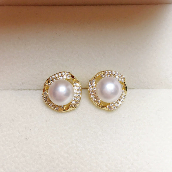 Women's Freshwater Pearl And Alloy Inlaid Artificial Gemstonessemiprecious Stones Oblate Earrings