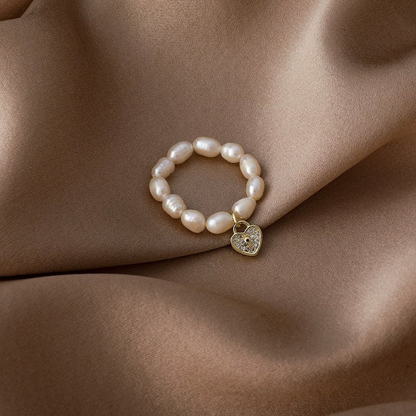 Women's Freshwater Pearl Ring With Heart Pattern And Electroplating Design