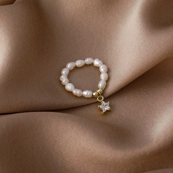 Women's Freshwater Pearl Ring With Heart Pattern And Electroplating Design