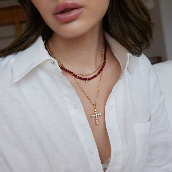 Women's Geometric Acrylic Pearl Necklace With Stainless Steel Chain And Pvd Gold Plated Pendant Lobster Clasp