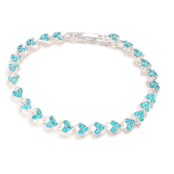 Women's Geometric Alloy And Rhinestone Bracelet With Electroplated Die Cast Crystal Inlay Fashion Jewelry