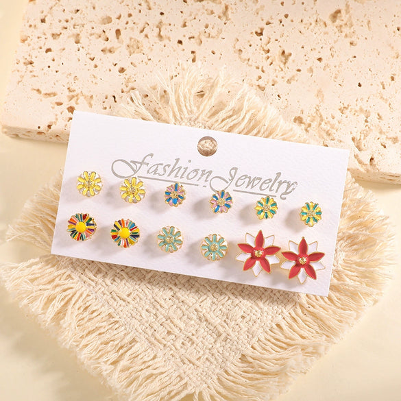 Women's Geometric Alloy Stud Earrings With Steel Posts Electroplated Light Luxury Small Earring Set