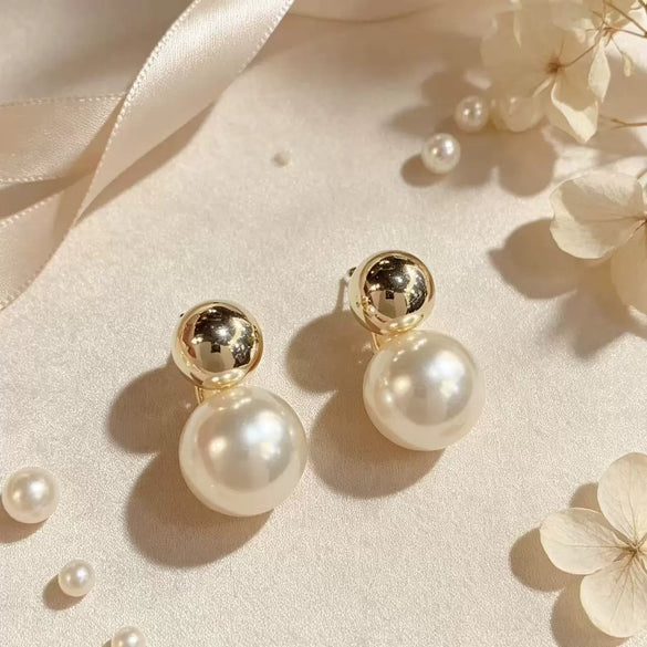 Women's Geometric Ball And Pearl Earrings In Electroplated Copper Elegant Minimalist Highend Jewelry Wholesale