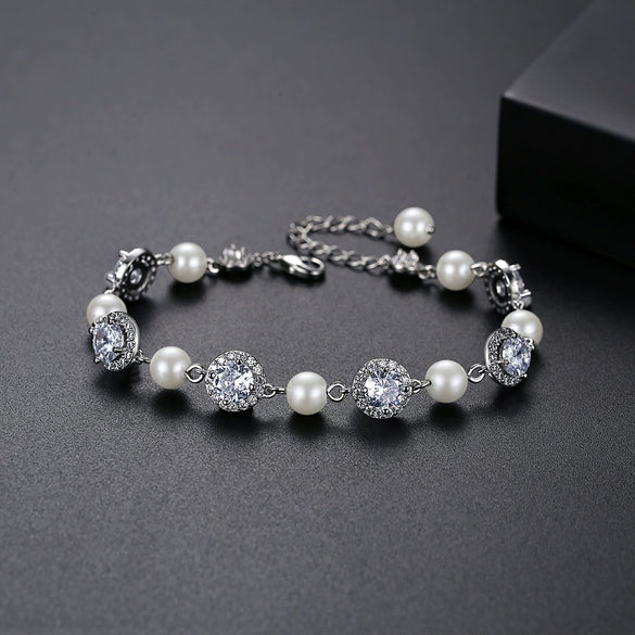 Women's Geometric Beaded Copper Bracelet With Pearl Accents Electroplated Fashion Jewelry Wholesale