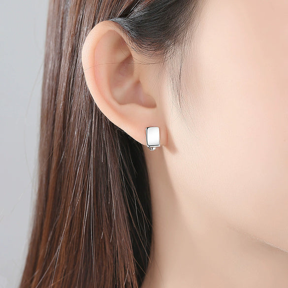 Women's Geometric Copper Earrings With Electroplated Finish Simple Fashion Jewelry For Wholesale