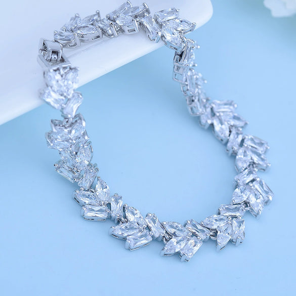 Women's Geometric Crystal Zircon Bracelet Electroplated Copper Fashion Jewelry Wholesale