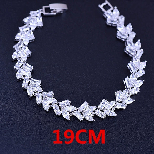 Women's Geometric Crystal Zircon Bracelet Electroplated Copper Fashion Jewelry Wholesale