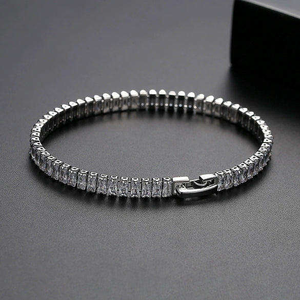 Women's Geometric Electroplated Copper Bracelet With Inlaid Zirconium Fashion Jewelry Wholesale