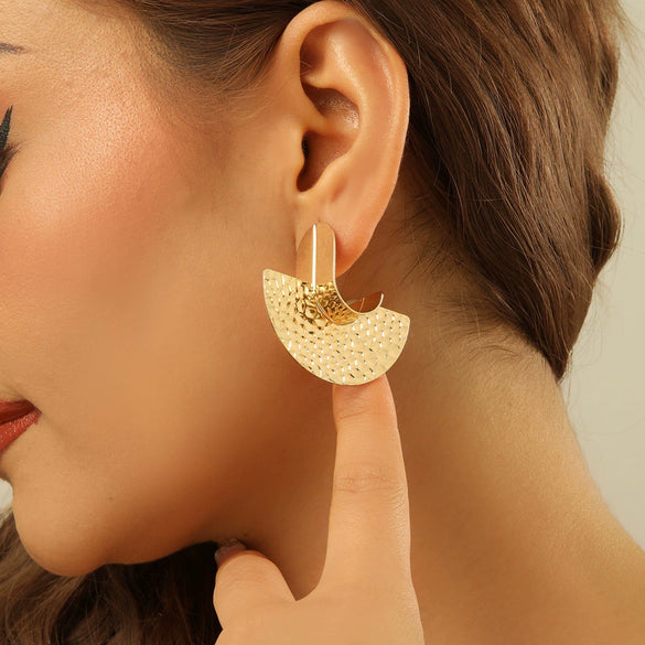 Women's Geometric Fanshaped Iron Earrings With Embossed Retro Punk Design And Electroplated Finish