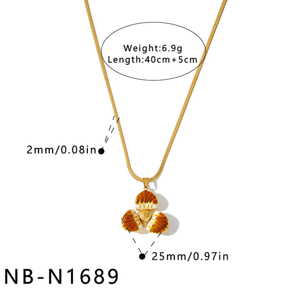 Women's Geometric Flower Stainless Steel Necklace With White Shell Enamel Design And 18K Vacuum Plated Regular Chain