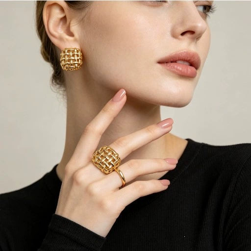 Women's Geometric Goldplated Alloy Earring And Ring Set With Hollow Mesh Square Earrings