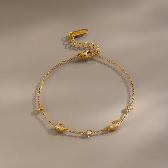 Women's Geometric Horseeye Cubic Zirconia Bracelet In Stainless Steel With Vacuum Electroplated Gold Finish