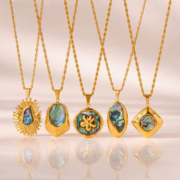 Women's Geometric Irregular Pendant Stainless Steel Necklace With Shell Inlay And Electroplated Finish