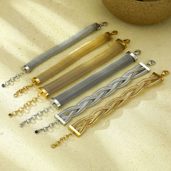 Women's Geometric Mesh Stainless Steel And 18K Titanium Steel Electroplated Bracelet With Personality Exaggerated Highend Sense And Not Fading Hollow Design