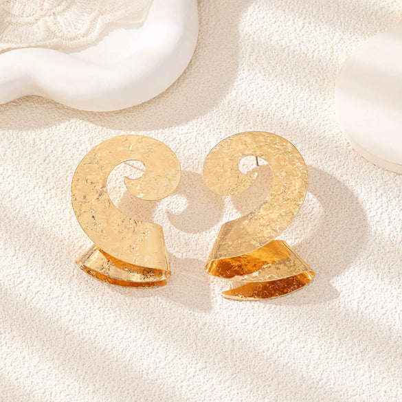 Women's Geometric Metal Earrings With Exaggerated Retro Fashion Design Wholesale