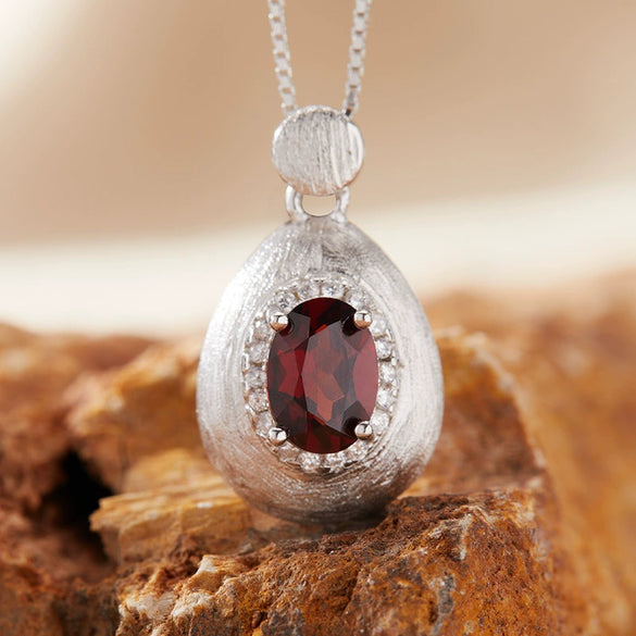 Women's Geometric Natural Amethytetine Pendant Necklace In S925 Sterling Silver With Gem And Crystal Design