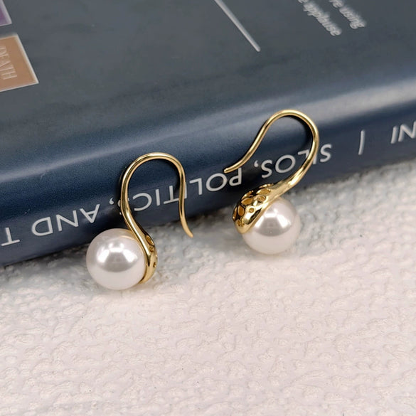 Women's Geometric Pearl Earrings Electroplated Copper Jewelry With Steel Ear Posts