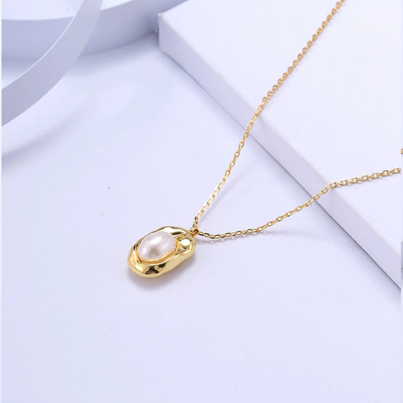 Women's Geometric Pearl Earrings In Gold Plated Copper Minimalist Fashion Jewelry For Wholesale