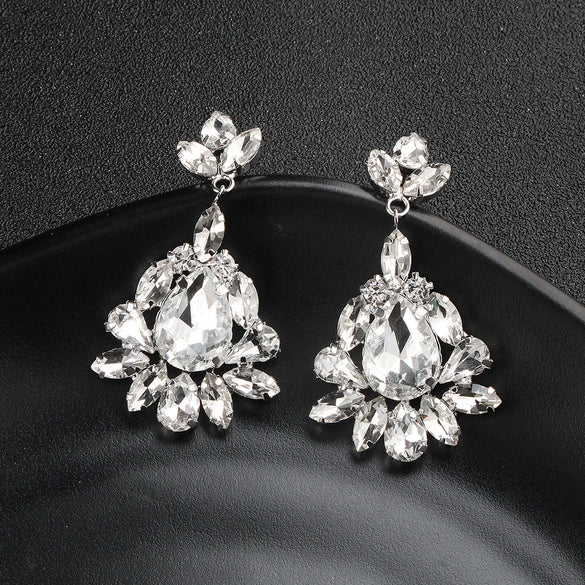 Women's Geometric Rhinestone Alloy Earrings Vintage Fashion Statement Jewelry For Everyday Wear And Bridal Occasions