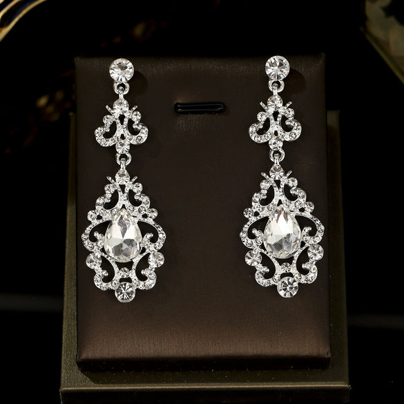 Women's Geometric Rhinestone Alloy Earrings Vintage Fashion Statement Jewelry For Everyday Wear And Bridal Occasions