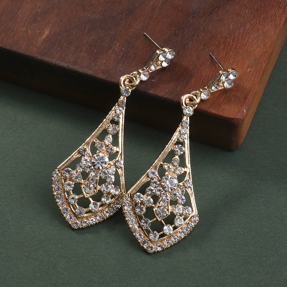 Women's Geometric Rhinestone Alloy Earrings Vintage Fashion Statement Jewelry For Everyday Wear And Bridal Occasions