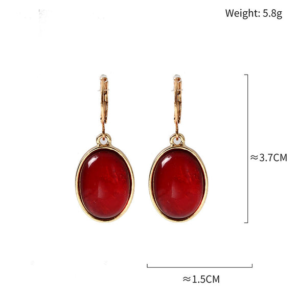 Women's Geometric Round Resin And Acrylic Stud Earrings With Gemstone Embellishment Retro Elegant Jewelry
