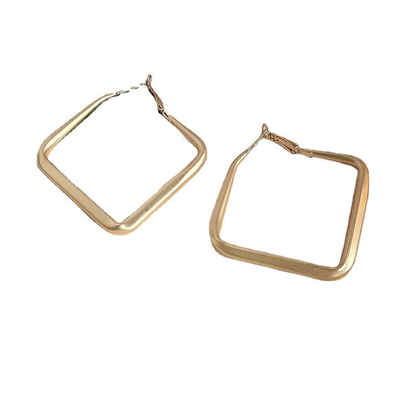 Women's Geometric Square Metal Earrings With Electroplated Finish Bold Minimalist Statement Earrings