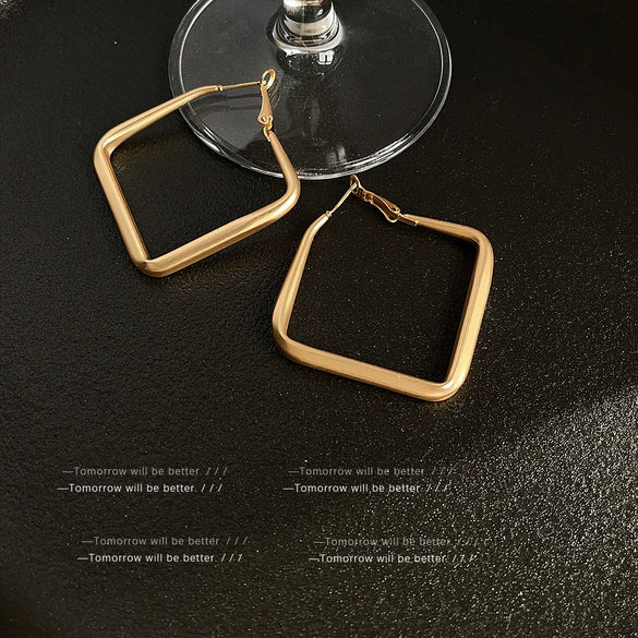Women's Geometric Square Metal Earrings With Electroplated Finish Bold Minimalist Statement Earrings