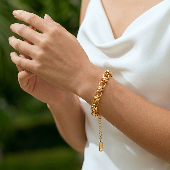 Women's Geometric Stainless Steel Bracelet With Durable Gold Plated Finish And Minimalist Fashion Style